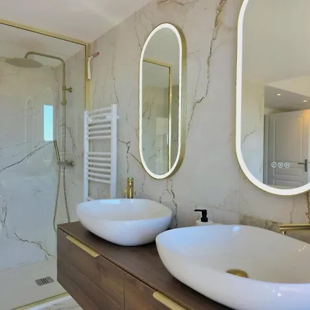 דירה Casa B- Splendid Rooftop Overlooking The Sea *