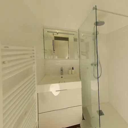아파트 Casa B-Luxury Rooftop Apartment With Panoramic Sea View