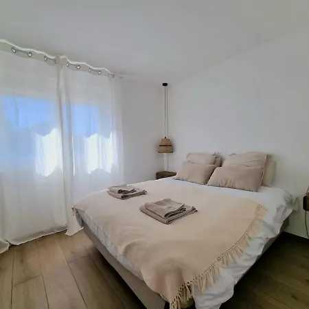 Casa B-Luxury Rooftop Apartment With Panoramic Sea View