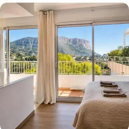Casa B-Luxury Rooftop Apartment With Panoramic Sea View Cassis