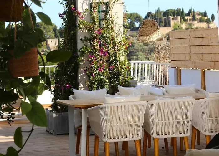 Casa B- Splendid Rooftop Overlooking The Sea Cassis
